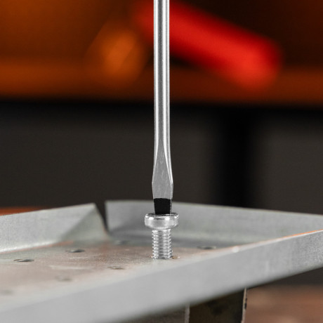 Отвертка "Point", SL5 х 100 мм, CrV, двухкомпонентная рукоятка Sparta