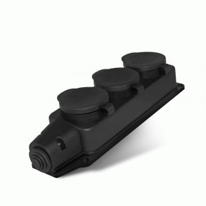 UNIVersal колодка ОУ тройная 3гн. с загл. каучук 2P+PE 1x16A 220-240V IP44 602230