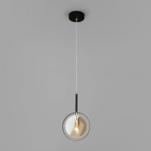 EUROSVET св-к подвес. 1x60W E14  метал/золот/янтар.стекло 185х65 Gallo 50121/1черн. a052350