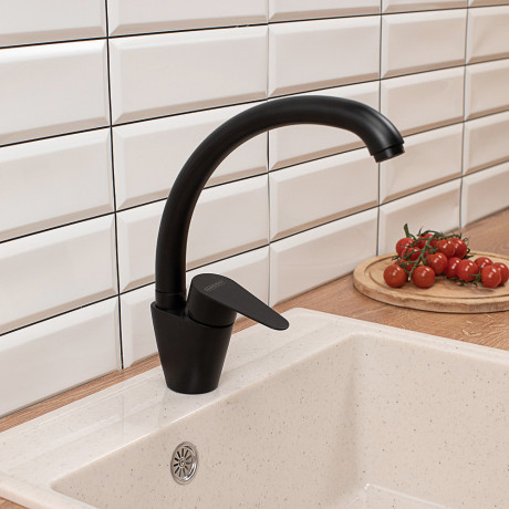 СоюзКран Смеситель для кухни, поворотный излив, керам. картридж 35мм, нерж.сталь, черный SS01-С233