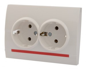 Lezard DERIY роз. СУ 2 мест. 16А (земля) бел.