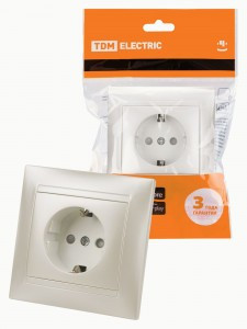 TDM Лама роз. СУ 1 мест., земля 16А 250В, шторки перламутр SQ1815-0811