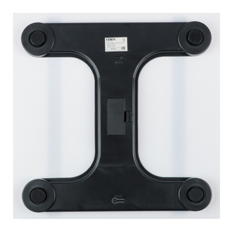 LEBEN Весы напольные диагностические, макс.нагр. до 180кг., 30х30х2,5см