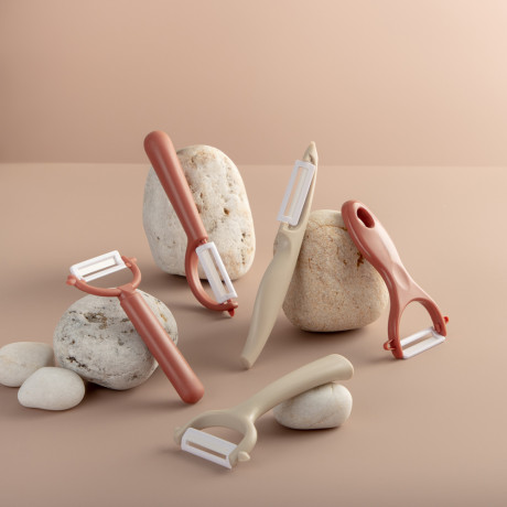 SATOSHI Катто Овощечистка, керамическое горизонтальное лезвие