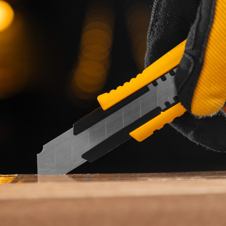 Лезвия, 18 мм, нерж. сталь 440, 0,5 мм, 5 штук Denzel