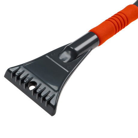 ЕРМАК Щетка для уборки снега с распушенной щетиной+скребок, 59x10см