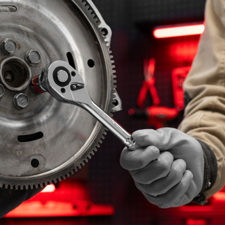 Набор торцевых головок с трещоткой 1/2", 24 предмета Matrix