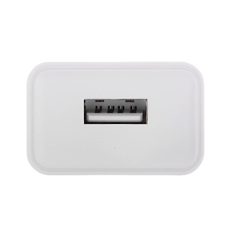 Первая цена Сетевое зарядное устройство Эконом, 220В, 1A, пластик