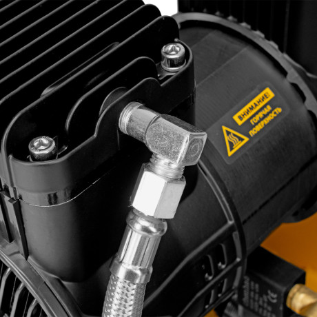 Компрессор безмасл. малошумн. DLP-4500/150, 4,5 кВт, 3х1,5 кВт,150 л, 2850 об/мин,750 л/мин Denzel