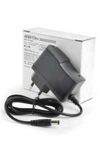Сет. адаптер/блок пит. Robiton IB12-2000S/II AC/DC (12V 2.0A) импул.,5.5х2.1/10 шт.ТРИКОЛОР (+пол.)