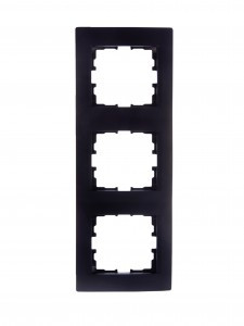 Lezard KARINA рамка 3 мест. (верт.) б/вст чёрн. бархат (ABS) 707-4200-153