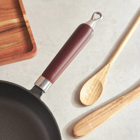 VETTA Сковорода чугун, d24х5см, деревянная ручка, индукция