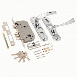 АЛЛЮР 103/3 СP хром 5кл. М/О расстояние 70мм 3-ригеля Замок врезной с/руч  (12)