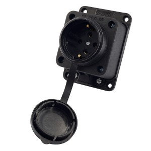 Lezard розетка прямая ОУ 1гн. с загл. каучук 2Р+РЕ 1х16А 220-240V IP44 106-0400-0103