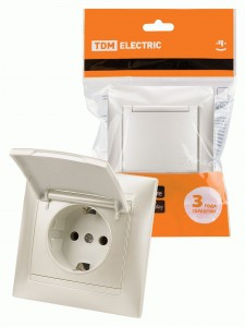 TDM Лама роз. СУ 1 мест., земля 16А 250В  IP44 с крышкой перламутр SQ1815-0826