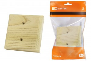 TDM Накладка на бревно под роз./выкл. ОУ деревянная  НБУ 1П 95х95 мм, сосна (6!) SQ1821-0257