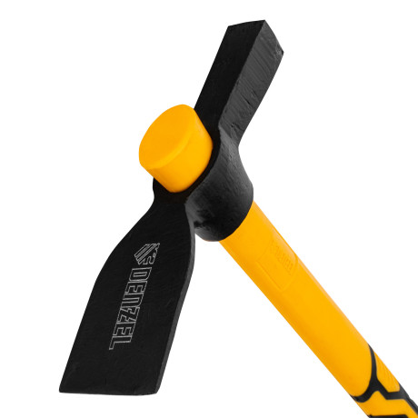 Кирка-молоток 650 г, фибергласовая обрезиненная рукоятка 385 мм Denzel