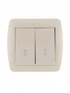 Lezard DEMET выкл. ОУ 2 кл. 10А (проходн.) крем (основание PBT, корпус PC) 711-0300-106