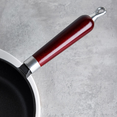 VETTA Сковорода чугун, d26х5,5см, деревянная ручка, индукция