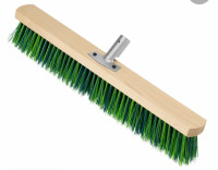 Щетка деревянная с жёсткой щетиной и косой металлической тулейкой 400мм