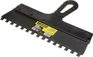 Шпатель STAYER "PROFESSIONAL" нержавеющий зубчатый с пластмассовой ручкой, 300мм, зуб 10х10мм