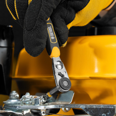 Ключ-трещотка для бит 1/4", 52 зуба, CrMo, адаптер для торцевых головок Denzel