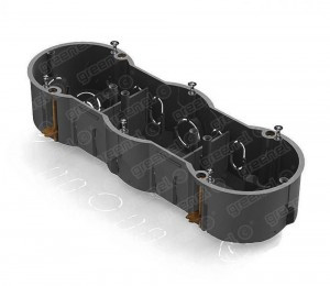 GREENEL Коробка уст. СУ 3-местная 212х70х45мм для полых стен мет. лапки (45шт) GE40024