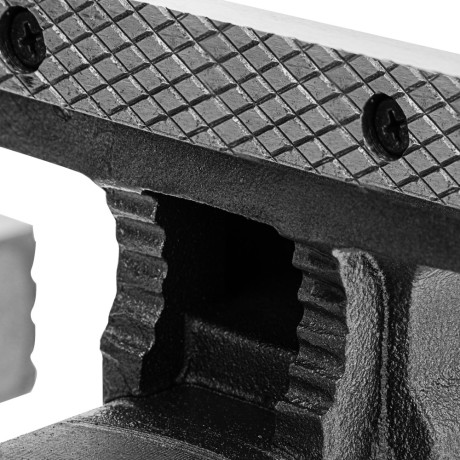 Тиски слесарные BVH-125, 125 мм, поворотные, стальная направляющая, с наковальней //Denzel