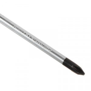 ЕРМАК Отвертка с прорезиненной ручкой PH2 6х150мм, намагниченный шлиц