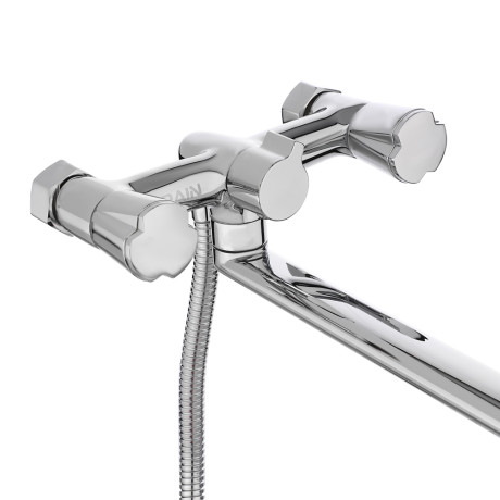 RAIN Смеситель для ванны Уран, прямой излив 35см, кранбуксы 1/2, душ. набор, овал, латунь, хром