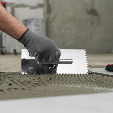 Гладилка из нержавеющей стали, 280 х 130 мм, деревянная ручка, зуб 6 х 6 мм Matrix