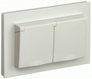 IEK BRITE роз. СУ 2 мест. (крыш.) 16А IP44 РСбш12-3-44-БрКр бежевый BR-R26-16-44-K10-F