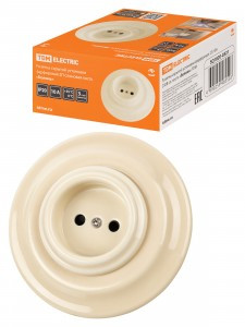 TDM Болонь Розетка СУ фарфоровая 2П 10А 250В сл. кость Ретро SQ1820-0321