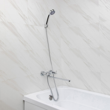 RAIN Смеситель для ванны Уран, прямой излив 35см, кран-буксы 1/2, душ. набор, крест, латунь, хром