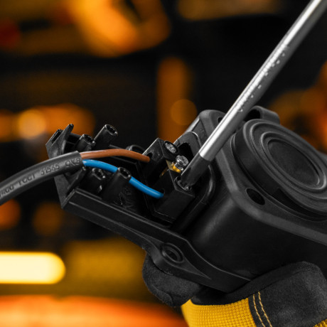 Шнур сетевой Energy Series, ПВС, 3 м, 2 x 1 мм, с неразборной вилкой, черный, Denzel