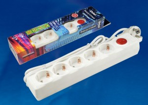 Uniel Universal сет. удл.-фильтр ПВС 3x0.75 5 роз. 3 м 10A белый, земля, выкл. S-GSU5-3 WHITE