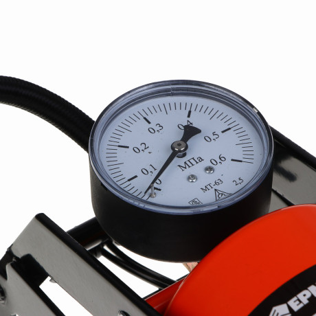 ЕРМАК Насос ножной с усиленным цилиндром экстрамощный PREMIUM с манометром с металлическим наконечни