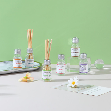 LADECOR Аромадиффузор с палочками, 30мл 6 ароматов зел. чай, лаванда, роза, ваниль, океан, корица