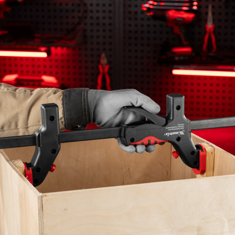 Струбцина универсальная F-образная, 760 х 1065 х 90 мм, пластмассовый корпус Matrix