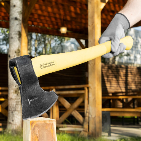 Топор кованый, в сборе, 1200/1550г, деревянное топорище, 500 мм, таежный "Тигр"// Россия