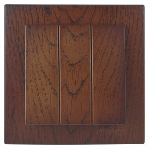 Nilson TOURAN  выкл. СУ 3 кл. орех 24271066