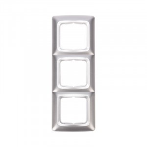 KRANZ DEA Рамка 3 мест. (горизонт.) Серебряный металлик KR-78-0287