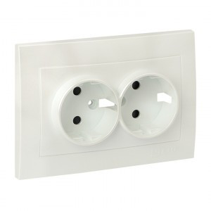 EKF Валенсия лиц. панель роз. 2 мест. с/з 16А жемчуг, шторки Al/Cu (корпус PC) ESR16-L-128-50