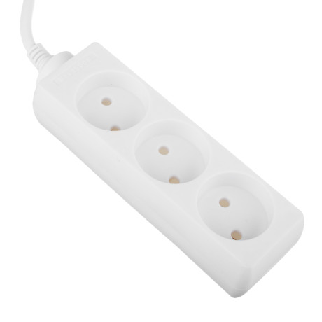 FORZA Удлинитель 3 гнезда, сеч. провода 0,75 кв.мм, 5м, евророзетка, 6A, макс. мощность1500Вт