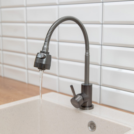 СоюзКран Смеситель для кухни, гибкий излив, керам. картридж 35мм, графит, нерж. сталь, SS01-F132