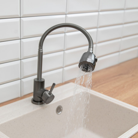 СоюзКран Смеситель для кухни, гибкий излив, керам. картридж 35мм, графит, нерж. сталь, SS01-F132