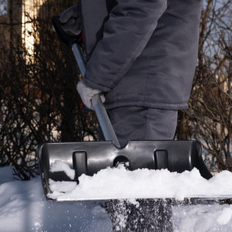 Лопата для уборки снега пластиковая, 470х350х1340 мм, алюминиевый черенок, Сибртех