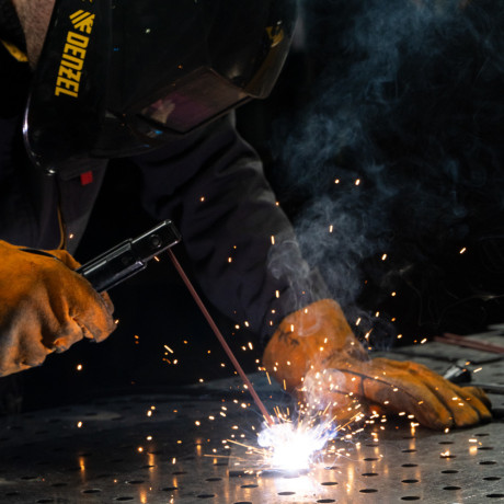 Аппарат инвертор. полуавтомат. cварки IMIG-185SDR, 180 А, ПВ 60%, катушка 5 кг Denzel