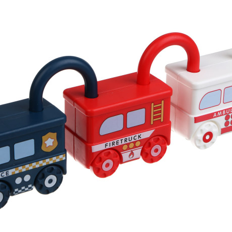 Развивающая игрушка сортер ИГРОЛЕНД "Машинка - замочек" с ключиком, PP, 9х7х3см