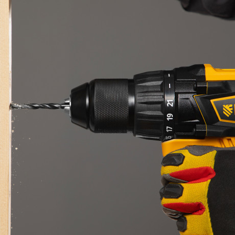 Дрель-шуруповерт аккумуляторная, бесщет. BLDL-IB-18-02, Li-Ion, 18 В, 2 акк. Denzel